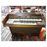 Kimball Electronic Organ Model 3152