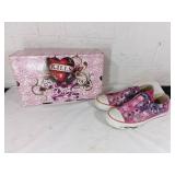 Ed Hardy Womenï¿½s Lowrise Shoes, Fuchsia, Size 5