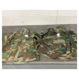 2 US Airborne Fatigue Jungle Jackets