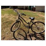 Schwinn Womenï¿½s Hybrid Bicycle