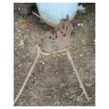 Pipe Vise with Tripod Stand by The Pipe Tool Compa