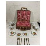 Wicker Picnic Basket With Ceramic Tea Set