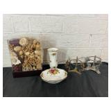 Decorative Ceramic Set with Metal Stands