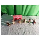 6 Polyresin Figurines ï¿½ Busy Little Mice