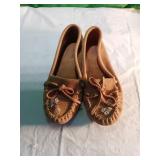 Minnetonka Suede Moccasins, Size 9