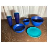 22-Piece Plastic Dinnerware Set
