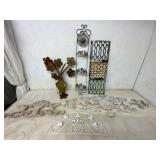 6 Metal and Wood Decorative Pieces