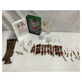 31 Christmas Decorations