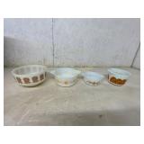 4 Vintage Pyrex Mixing Bowls