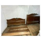 King Wood Bed With Decorative Rails