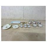 15-Piece Assorted Porcelain Tableware