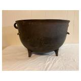 Cast Iron Three-Leg Cauldron with Handles