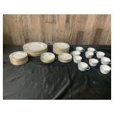 Minton S-705 Greenwich Bone China Dinner Service