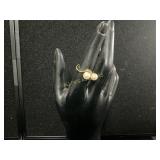 18 kt Gold Ring with Two Pearls, Size 6.3