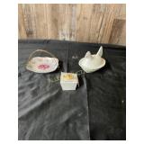 3 Decorative Tableware Items