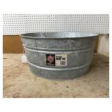 17-Gallon Galvanized Steel Wash Tub