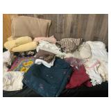 Textiles, Linens, and Fabric Pieces