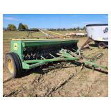 John Deere Mod. 8300 24-hole grain drill