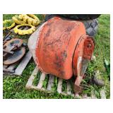 3pt. hyd. cement mixer