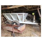 Willmar tandem axle lime or fert. spreader w/hyd. spinners