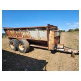 Knight Mod. 8030 Pro-Twin slinger V-bottom manure spreader