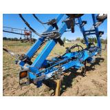 3pt. DMI 16rw tool bar winged applicator w/rear hitch