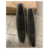 Pickup and Travelall bumper guard set