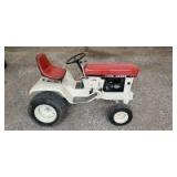 John Deere 140 Red Patio Garden Tractor