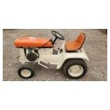 John Deere Patio orange 112