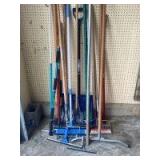 (10+) Miscellaneous Yard and Household Items