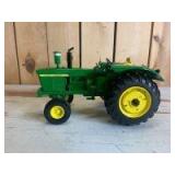 1/16 Scale Ertl John Deere 4020 Diesel