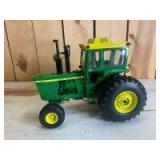 1/16 Scale Ertl John Deere 6030