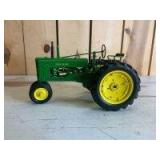 1/16 Scale Ertl John Deere Model B