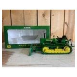 1/16 Scale RC2 John Deere 2010 Diesel
