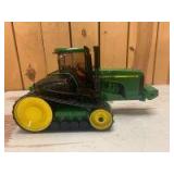 1/16 Scale Ertl John Deere 9400T