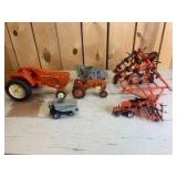 Various Scale Ertl/Customized Kaysun Allis-Chalmers/Deutz-Allis (8)-rebuilder, etc. items