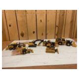 1/50 Scale Ertl John Deere (6)-industrial machines