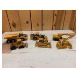 1/50 Scale Ertl John Deere (6)-industrial machines