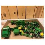 1/64 Scale Ertl John Deere (23)-items