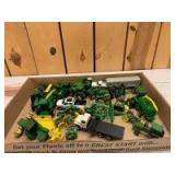 1/64 Scale Ertl/Customized Ertl John Deere (25+)-items