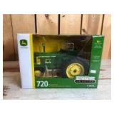 1/16 Scale TOMY John Deere 720