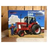 1/16 Scale Ertl International Harvester 886