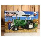 1/16 Scale Ertl Oliver 2255