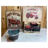 Various Scale Ertl, etc. International Harvester (4)-items