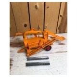1/16 Scale Custom Minneapolis-Moline corn sheller
