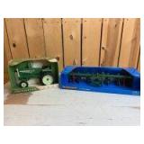 1/16 Scale Ertl White-Oliver/Generic (2)-items