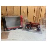 1/16 Scale Ertl Farmall 806 Diesel