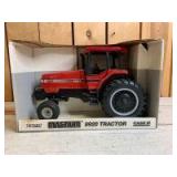 1/16 Scale Ertl Case IH 8920 Magnum
