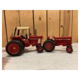 1/16 Scale Ertl International Harvester (2)-wide front tractors