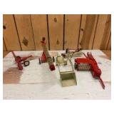 1/16 Scale Ertl International/Case IH (5)-implements
